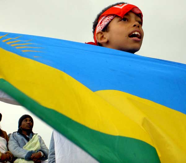 Jérémy aus Ruanda: Friedliche Fans auf der Tribüne.