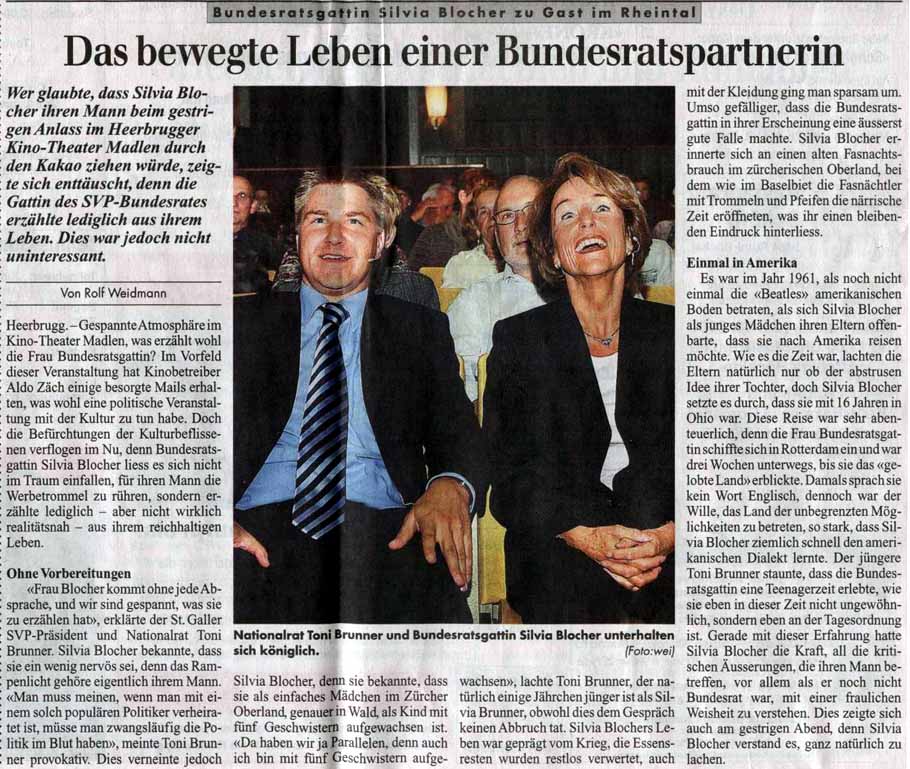 Silvia Blocher, Ehegattin von Bundesrat Christoph Blocher im Gespräch im Kino Madlen in Heerbrugg. Interview durch Toni Brunner. Rheintalische Volkszeitung.